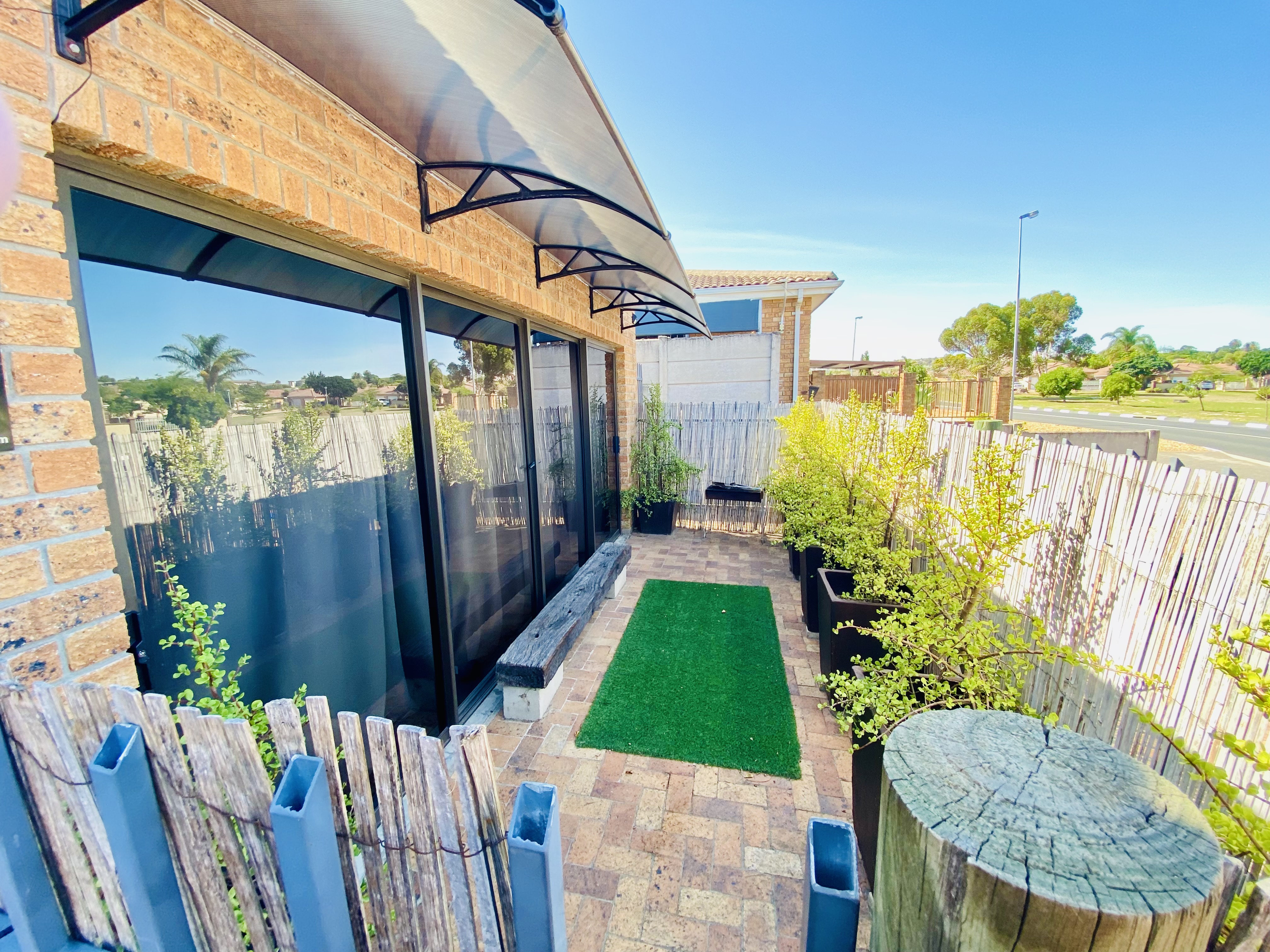 Azura Sleep - Rustic